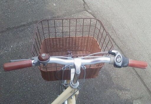 26インチ 自転車 3段変速 クリーム色