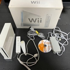 【処分しました】ニンテンドーWii本体+ウイニングイレブン PL...