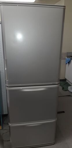 シャープ　冷凍冷蔵庫　SJ-W352E　2020年製