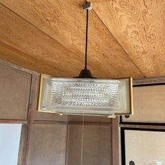 【無料で差し上げます】昭和レトロな玄関照明×1、天井吊り照明×3