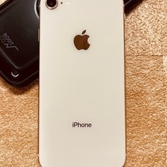 iPhone8 64G GOLD
