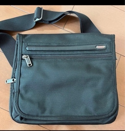 美品　TUMI トゥミ ショルダーバッグ22105D4