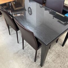 リサイクルショップどりーむ荒田店　No6328 ダイニングセット　椅子４脚付き♪　はめ込み型ガラス天板　オシャレ全開♪　シックなデザイン♪