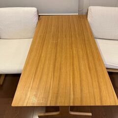 【無印良品】「リビングでもダイニングでも使えるテーブル」1台と「チェア」2脚の3点セット