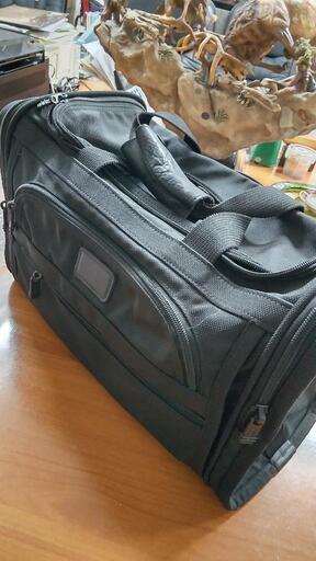 TUMI ボストンバッグ