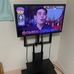 液晶テレビ32型　2015年製　スタンドテレビ台付き