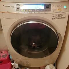 2011年製　洗濯機　Panasonic　NA-VX7000L