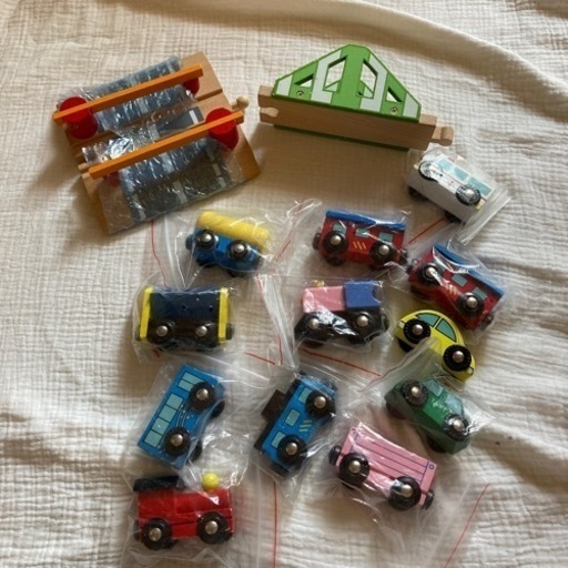 wooden toys 汽車レールセット アドバンス | muniotuzco.gob.pe