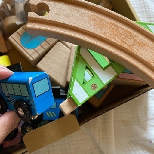 wooden toys 汽車レールセット アドバンス | muniotuzco.gob.pe