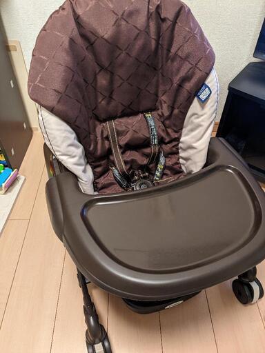 コンビ　ネムリラ電動ハイローチェア