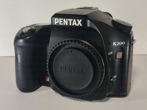 交渉中です)PENTAXのデジタル一眼レフカメラ、K200Dです 交渉中です)PENTAXのデジタル一眼レフカメラ、K200Dです