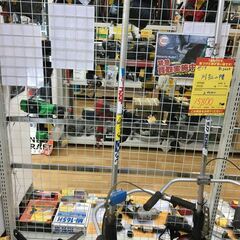 新ダイワ　R35F　刈払機かろーね　中古品　2サイクル　混合燃料　プロ仕様　刃無し　青　【ハンズクラフト宜野湾店】