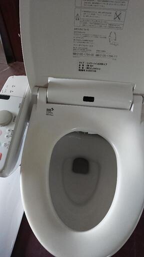 8千円台トイレ美品 格安店舗改装にいかがですか？diyでトイレ研究にも。