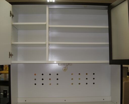 R220 訳あり ユーアイ製キッチンボード、食器棚、幅120cm USED | alviar.dz