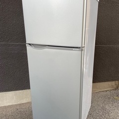 受付終了【大特価】シャープ　SHARP 冷凍冷蔵庫　2017年製　美品