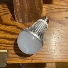 LED電球　LDA6L-H 電球色　コーナン