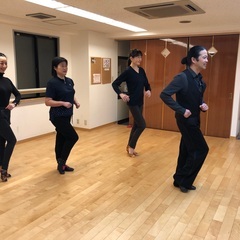 ペアで踊る前に ソロでラテンダンスの基礎を身につけよう!  　　　　　　　月・水曜日 20:00~  参加費¥1,500-の画像