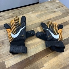 【‼️半額セール‼️】【中古品】NIKE ナイキ サッカー キー...