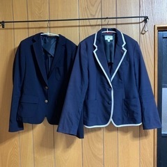 ユニクロ　紺のジャケット2組セット