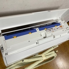 富士通 ゼネラル ルームエアコン 2021年製 AS-R251L-W Rシリーズ (主に8畳用) フィルター自動掃除機能付き 富士通 ゼネラル ルームエアコン 2021年製 AS-R251L-W Rシリーズ (主に8畳