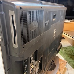 SHARP シャープ　46インチ　テレビ　DVD内蔵