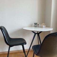 テーブル＋椅子✖️2 セット　堺市