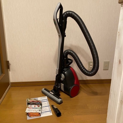 ■強力！　紙パック式掃除機　中古