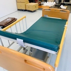 フランスベッド社　スリーモーター介護用電動ベッド