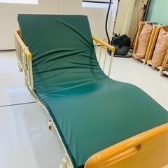 介護用スリーモーター電動ベッド　フランスベッド製