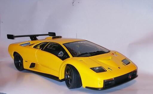 2002 Hot Wheels Lamborghini Diablo GTR 1:18 Scale Yellow 1/18