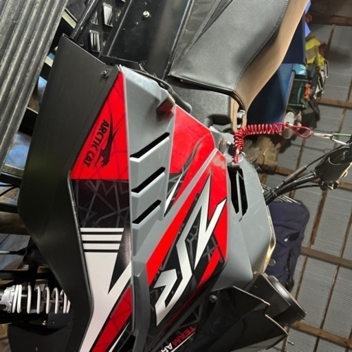 CAT  ZR200決まりました
