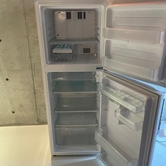 【成約済み】臭い/不具合無し SHARP ノンフロン冷蔵庫 冷凍庫 2段 家庭用 美品