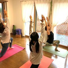 結城市の少人数制ヨガスタジオ api yoga