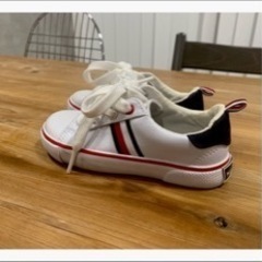 TOMY HILFIGER キッズ　靴　14.5センチ