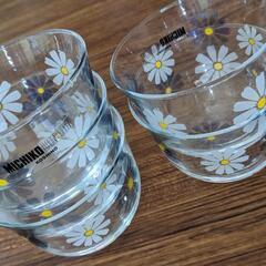 激安‼️200円‼️お花柄の冷茶グラス5個セット✨