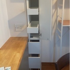 ディノス　すきま収納棚