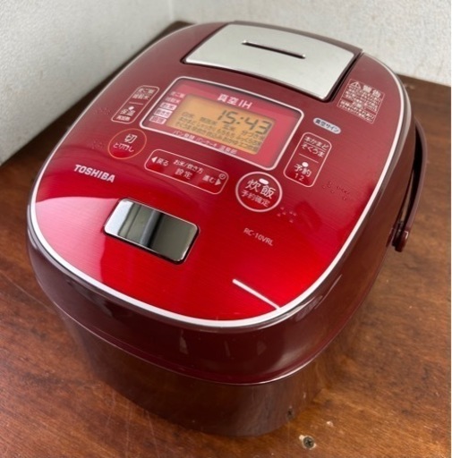 お引取り限定 美品 17年製 東芝 TOSHIBA 5.5合 真空IH炊飯器 鍛造かまど銅釜 RC-10VRL