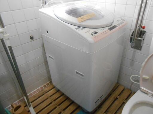 15.800円　住宅解体予定に付き　稼働中の全自動乾燥洗濯機処分シャープES-TX830型