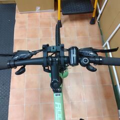 LMH05　あさひ自転車　Asahi　ROOTS　L21　SR700S　パールライトグリーン　クロスバイク