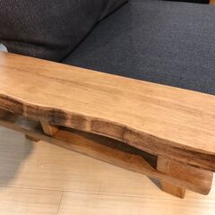新品・未使用・未開封　和風モダン な ワイドサイズ ３人掛けソファ 趣きのある無垢材 脱着式 背 クッション 浮造り リビングソファ
