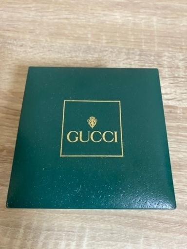 GUCCI  バングル腕時計