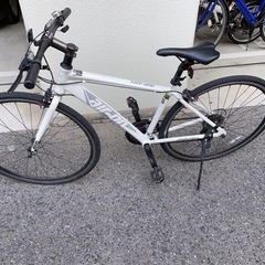 【購入済み】クロスバイク ホワイトSAKAMOTO air-on 2 