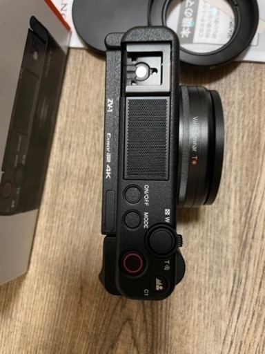 ほぼ新品/18mm広角&10×マクロレンズ付き] SONY ソニー VLOGCAM ZV-1+