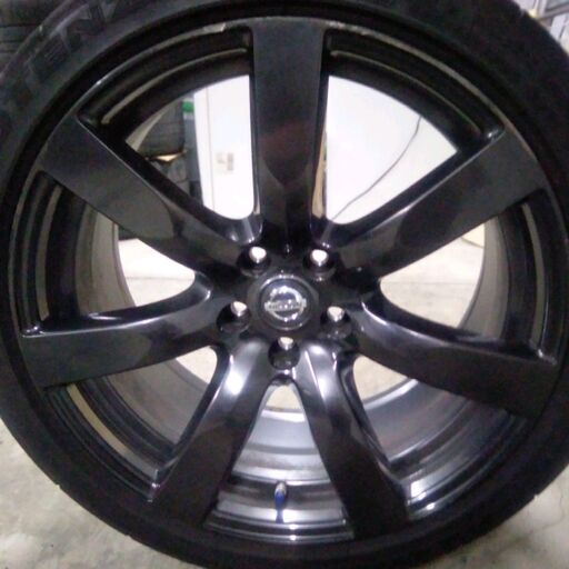 NISSAN 日産 R35 GT-R 純正ホイール 、タイヤ(19000キロ走行