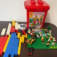 LEGO レゴ　赤いバケツ　人形17体　レゴシリーズ　他