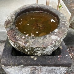 水鉢　石　石材　鉢植え　昭和　レトロ