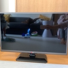 液晶テレビ