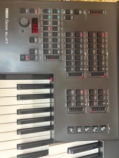 YAMAHA エレクトーン ピアノ教室で使用していました☆