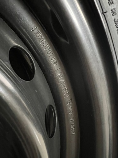 週間ランキング1位獲得 トヨタ ハイエース 200系 タイヤ4本セット