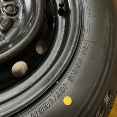 新車外し/TOYOTA/200系/ハイエース/2023年製/BRIDGESTONE/195/80R15/純正タイヤホイール/4本セット/キャップ付き！